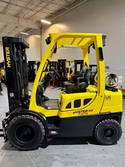 Propane Forklifts 2019  Hyster h50ft (1)