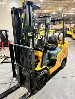 Propane Forklifts 2021  CAT Lift Trucks fgc33n (3)