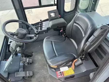 Montacargas diésel 2021  Toyota thd2200-24 (7)
