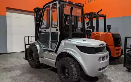 Montacargas diésel 2026  Viper rtd30 (3)