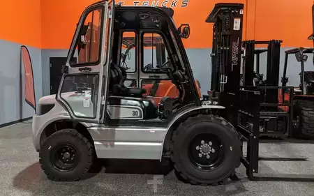 Montacargas diésel 2026  Viper rtd30 (6)