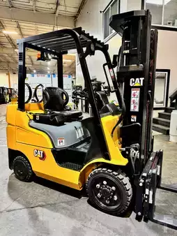 Montacargas GLP 2023  CAT Lift Trucks fgc25n (2)