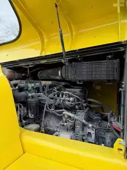 Montacargas diésel 2019  Yale gdp360 (12)
