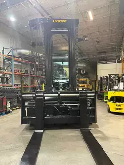 Montacargas diésel 2022  Hyster h360xd48 (2)