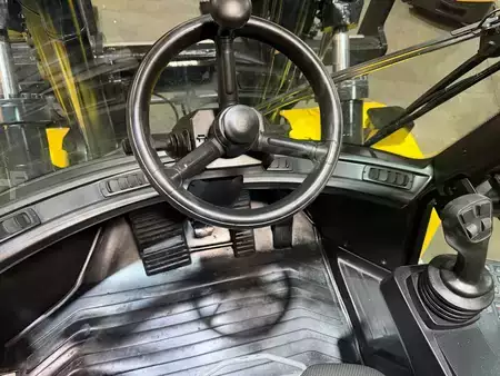 Montacargas diésel 2022  Hyster h360xd48 (9)