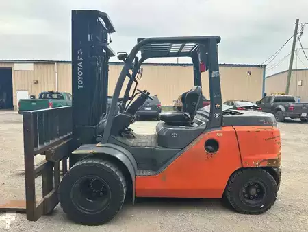 Diesel Forklifts 2019  Toyota 8fd45u (6)