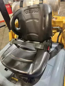 Propane Forklifts 2021  CAT Lift Trucks fgc25n (7)