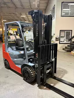 Propane Forklifts 2019  Toyota 8fgcu32 (4)