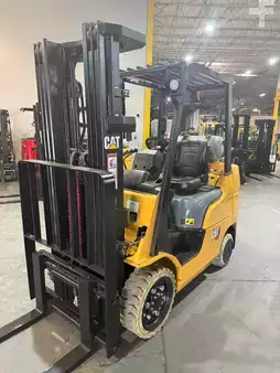Propane Forklifts 2021  CAT Lift Trucks fgc25n (2)