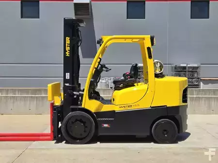 Montacargas GLP 2019  Hyster s155ft (1)