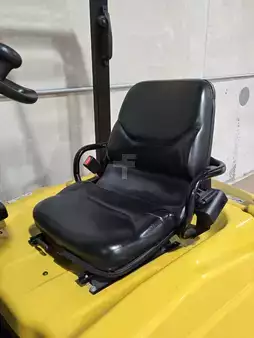 Montacargas Eléctrico (4 ruedas) 2016  Yale erp025vce (5)