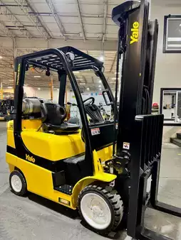 Montacargas GLP 2024  Yale glc060vx (4)