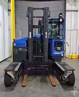 Montacargas diésel 2019  Combilift c8000 (3)