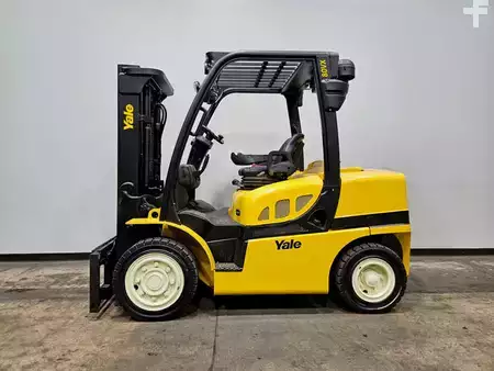 Diesel Forklifts 2021  Yale  (7)