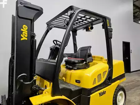 Diesel Forklifts 2021  Yale  (9)