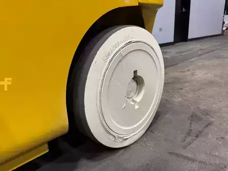 Montacargas GLP 2019  Yale glc155vx (12)
