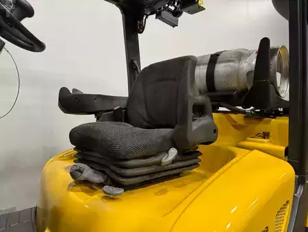 Montacargas GLP 2019  Yale glc155vx (6)