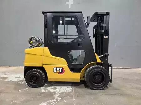 Montacargas GLP 2017  CAT Lift Trucks gp30n (1)