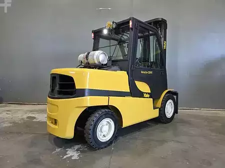 Montacargas GLP 2023  Yale glp120vx (3)