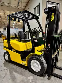 Montacargas GLP 2023  Yale  (6)