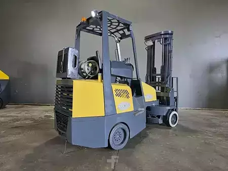 Propane Forklifts 2023  Aisle Master 44s (4)