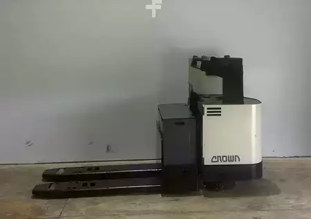 Electric Pallet Jacks 2002  Crown pr3020-60 (1)