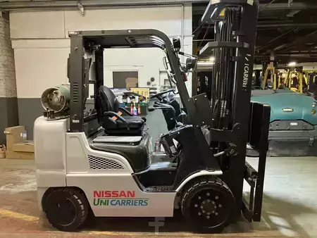 Propane Forklifts 2021  Nissan mcug1f2f30lv (3)