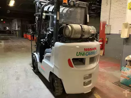 Propane Forklifts 2021  Nissan mcug1f2f30lv (7)