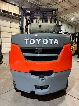 Propane Forklifts 2023  Toyota 8fgc70u (4)