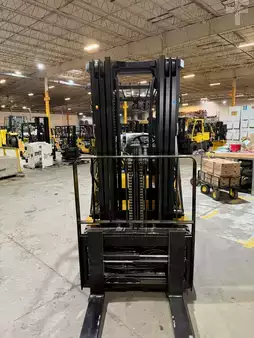 Propane Forklifts 2023  CAT Lift Trucks fgc30n4 (3)
