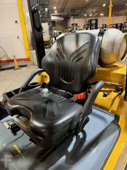 Propane Forklifts 2023  CAT Lift Trucks fgc30n4 (7)