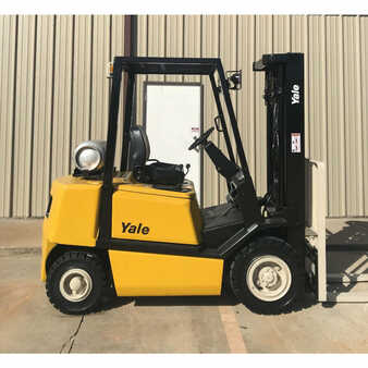 Propane Forklifts 2005  Yale glp050 (1) 