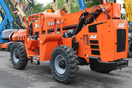 Telehandler Fixed 2016  JLG 8042 (19)