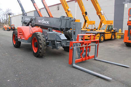 Telehandler Fixed 2016  Skyjack SJ1056TH (8)