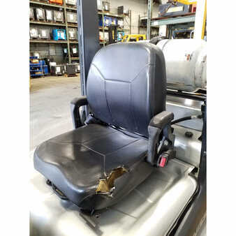 Propane Forklifts 2003  Nissan  (5)