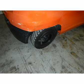 Diesel Forklifts 2013  Toyota  (8)