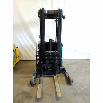 Reach Trucks 2014  Mitsubishi  (2)