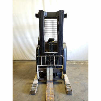 Reach Trucks 2007  Yale nr040dan (3)