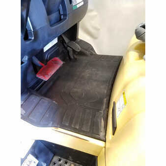 Propane Forklifts 2012  Hyster s40ft (3)