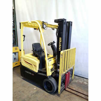 4 Wheels 2009  Hyster j30xnt (1)