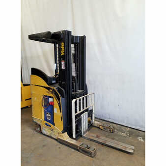 Reach Trucks 2007  Yale nr040dan (1)