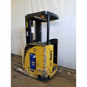 Reach Trucks 2007  Yale nr040dan (3)