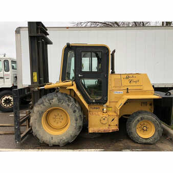 Rough Terrain Forklifts 2011  Mastercraft  (1)