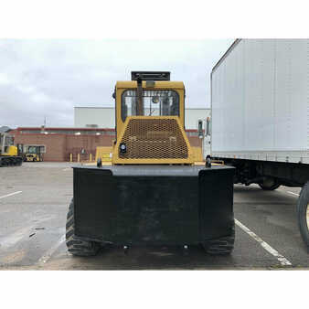 Rough Terrain Forklifts 2011  Mastercraft  (4)