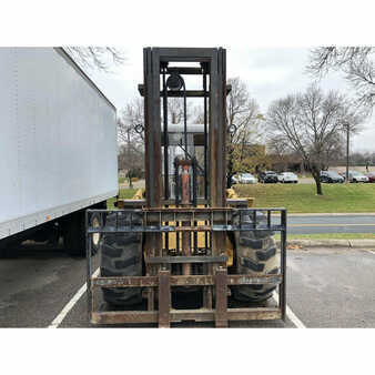 Rough Terrain Forklifts 2011  Mastercraft  (6)
