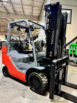 Propane Forklifts 2022  Toyota 8fgcu35 (6)