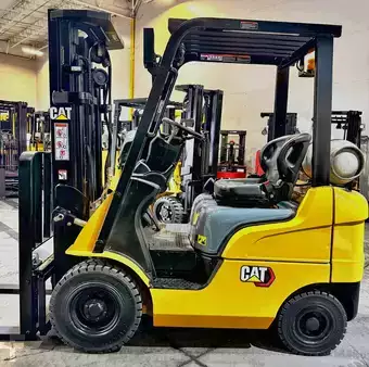 Propane Forklifts 2020  CAT Lift Trucks gp18n (1)