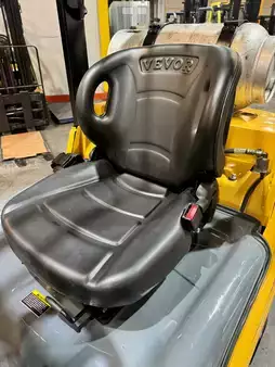 Propane Forklifts 2021  CAT Lift Trucks c6000 (7)