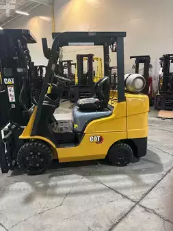 Propane Forklifts 2021  CAT Lift Trucks c6000 (1)