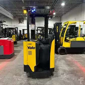 Reach Trucks 2021  Yale nr045eb (6)